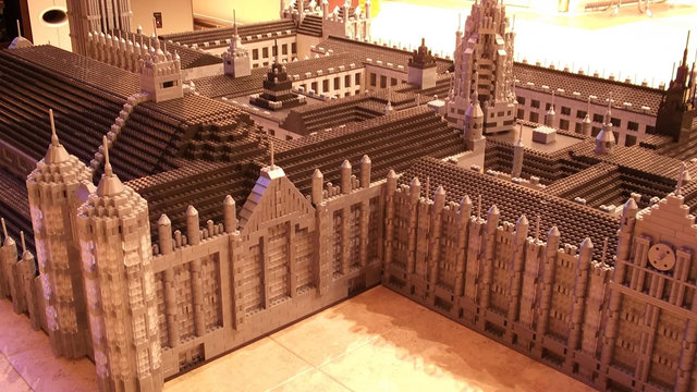 Ludovica ? miniaturowe miasto z klocków MEGA Bloks