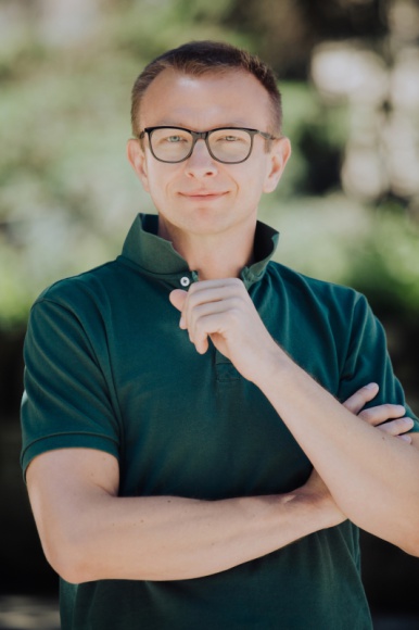 KSIĄŻKA JEST FORMĄ ROZMOWY LIFESTYLE, Książka - Powinniśmy przypomnieć sobie o tym, że warto ze sobą rozmawiać – szczególnie teraz, w czasach gwałtownych zmian i rozsypywania się znanej nam dotąd rzeczywistości.